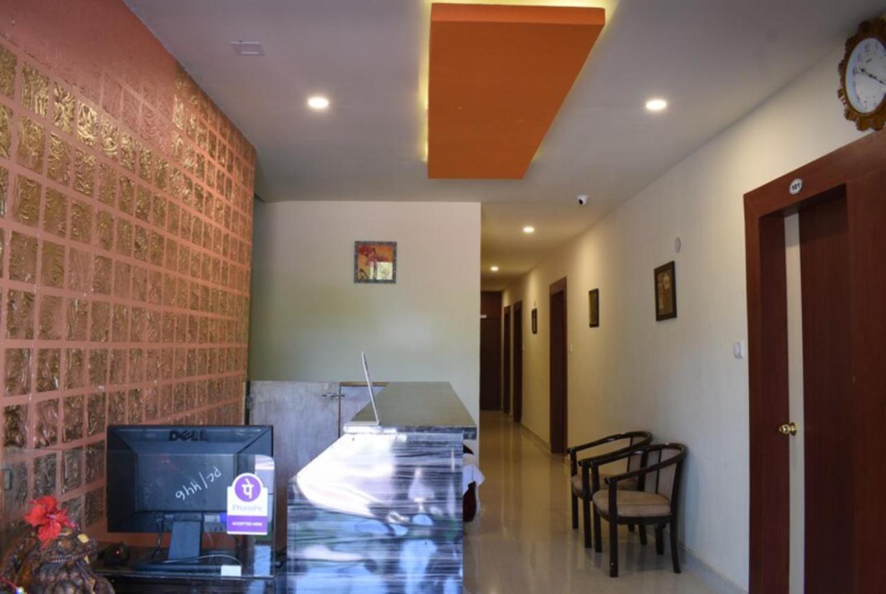 Goroomgo Hotel Planet Bhubaneswar Exterior photo